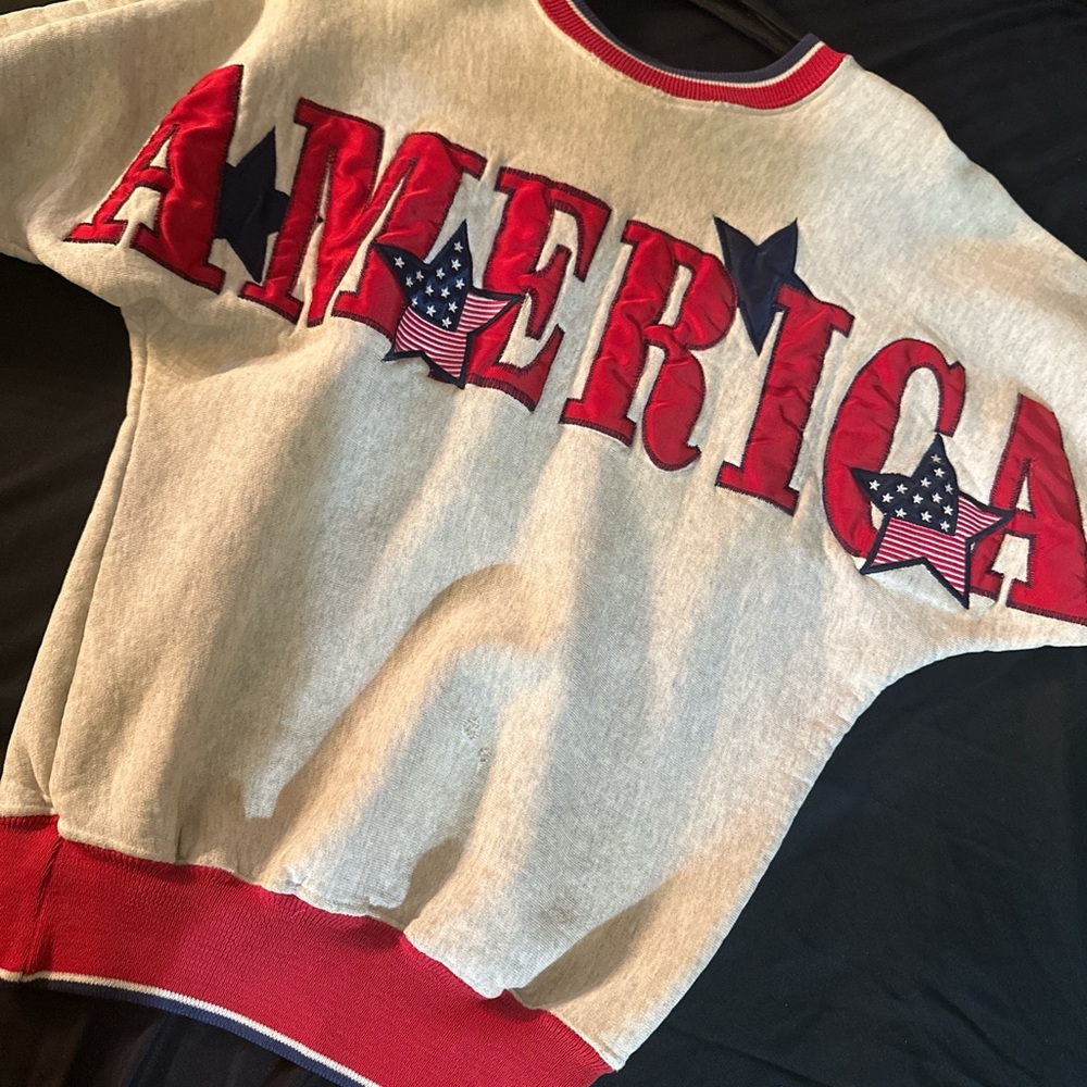 Vintage Gray and Red America Sweatshirt.